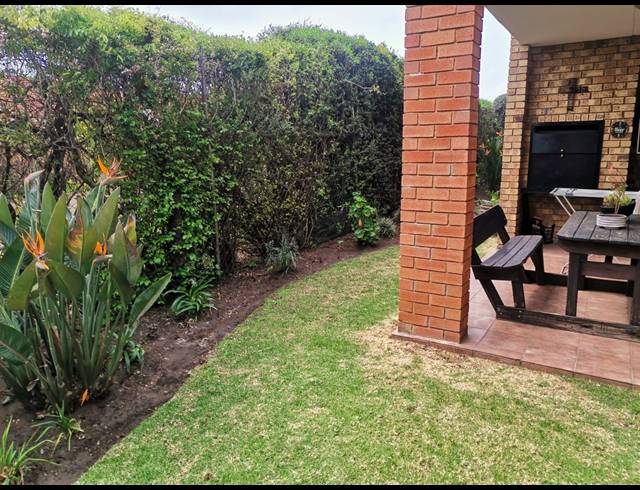 2 BEDROOM SECTIONAL TITLE FOR SALE IN SONNEVELD